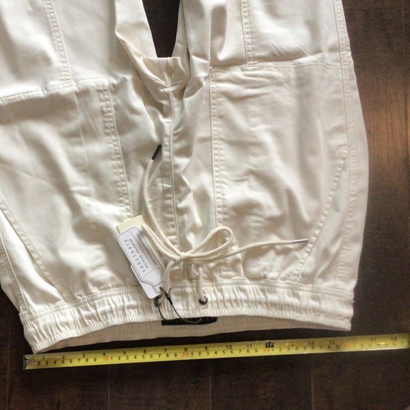 NWT Sanctuary Ladies Casual Pants Cream colour Sz 30 - Picture 9 of 10